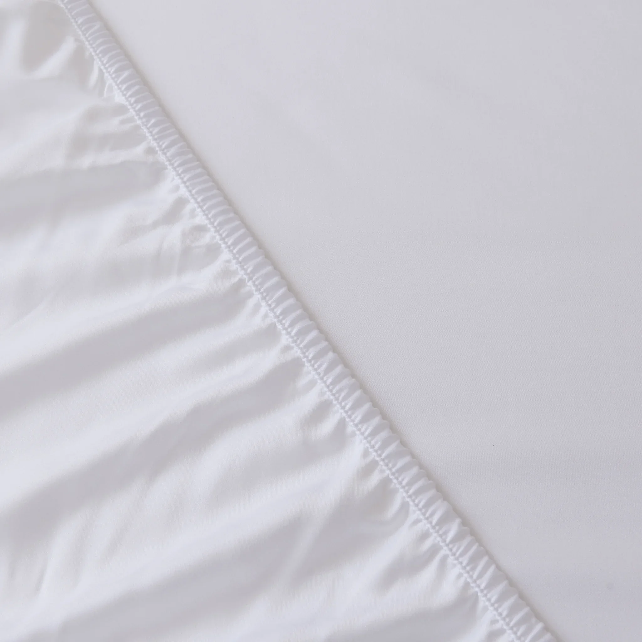 Bamboo Fitted Sheet - White - Image 5