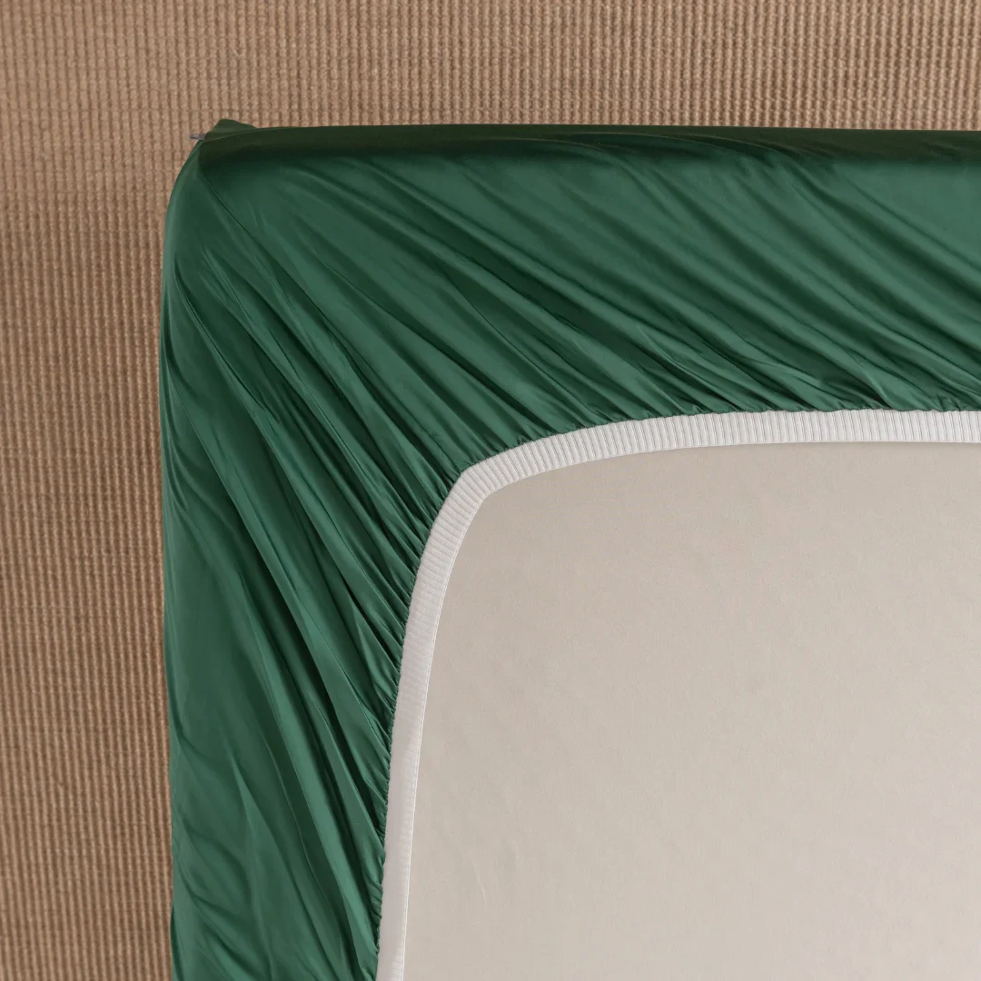 Bamboo Fitted Sheet Set - Evergreen - Image 5
